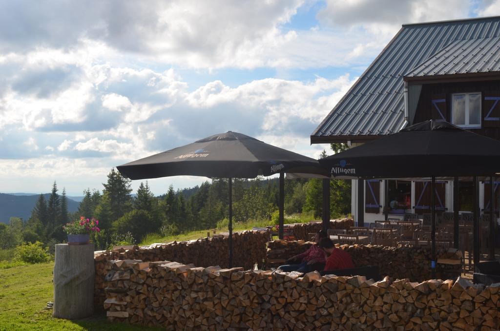 ג'רארדמר Auberge D'Altitude De Grouvelin מראה חיצוני תמונה