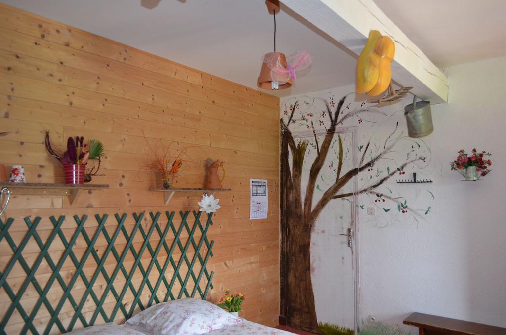ג'רארדמר Auberge D'Altitude De Grouvelin חדר תמונה